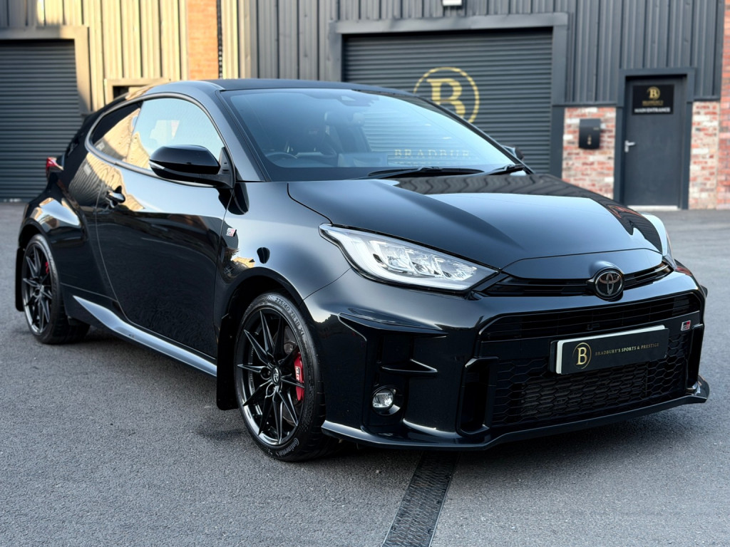 2021 Toyota YARIS