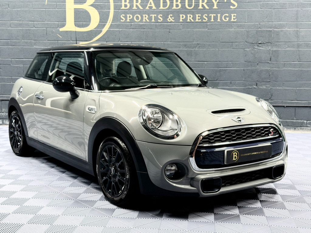 2018 MINI HATCH